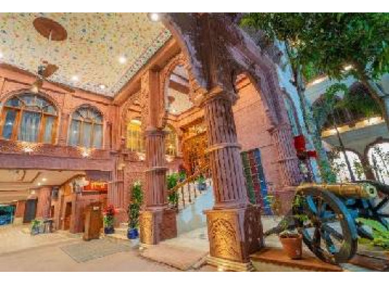 Top Cheap Places to Stay in Jaipur for Tourists & Backpackers